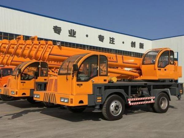 湘乡市吊车租赁_经常运用的起重东西注意事项
